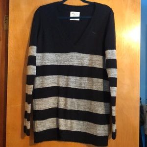 Abercrombie and Fitch Navy/Grey Sparkle Sweater